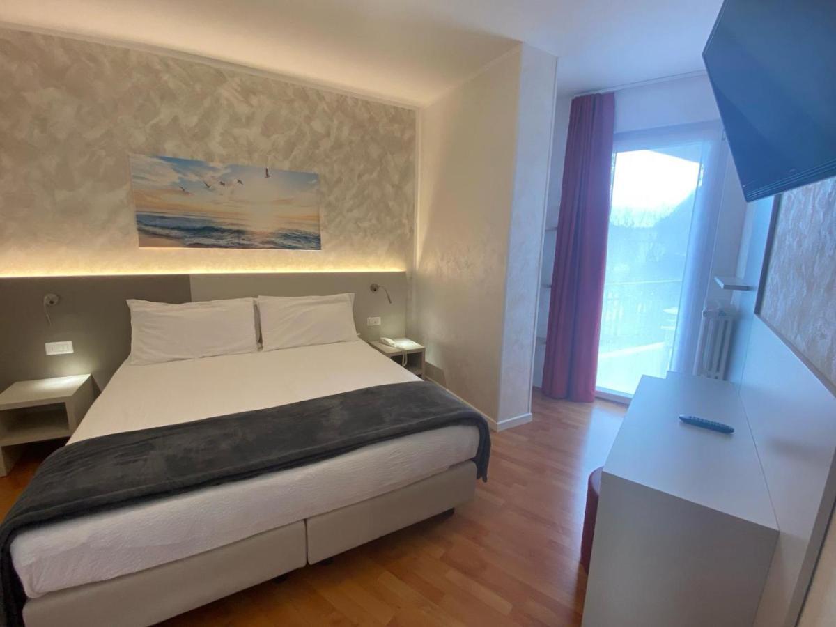 Hotel Angelini Торболе Экстерьер фото