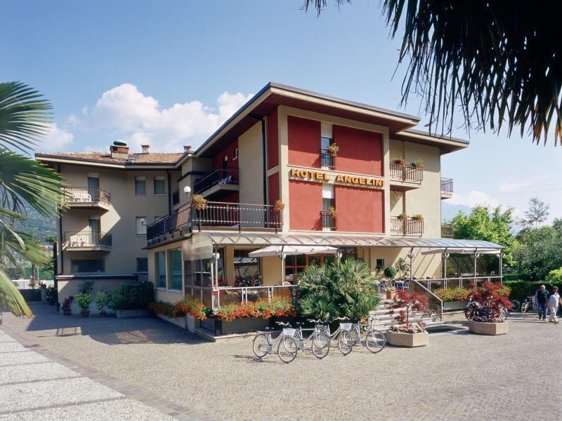 Hotel Angelini Торболе Экстерьер фото